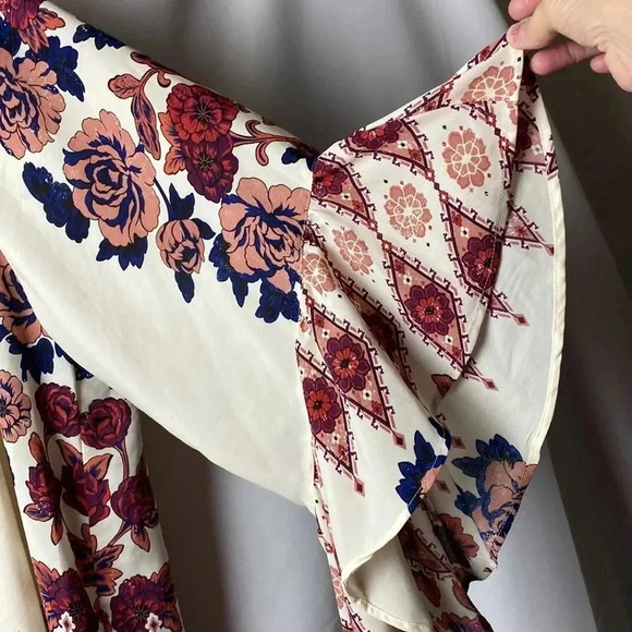 LIVING DOLL LOS ANGELAS WO SIZE 22/24(?). TOP CREAM COLOR NAVY RUST MAUVE - Picture 11 of 11